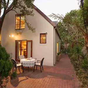 Meadows Mountain View Holiday home